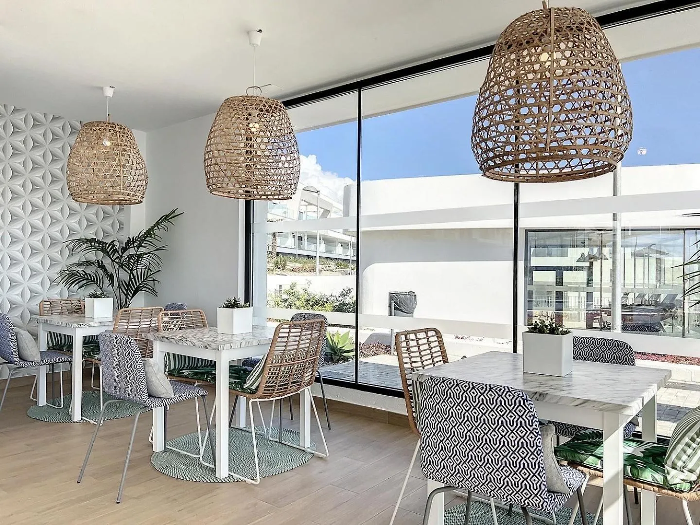 Via Celere 2329 Luxury Apartment With Sea View Casares